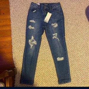 FashionNova Boyfriend Jeans